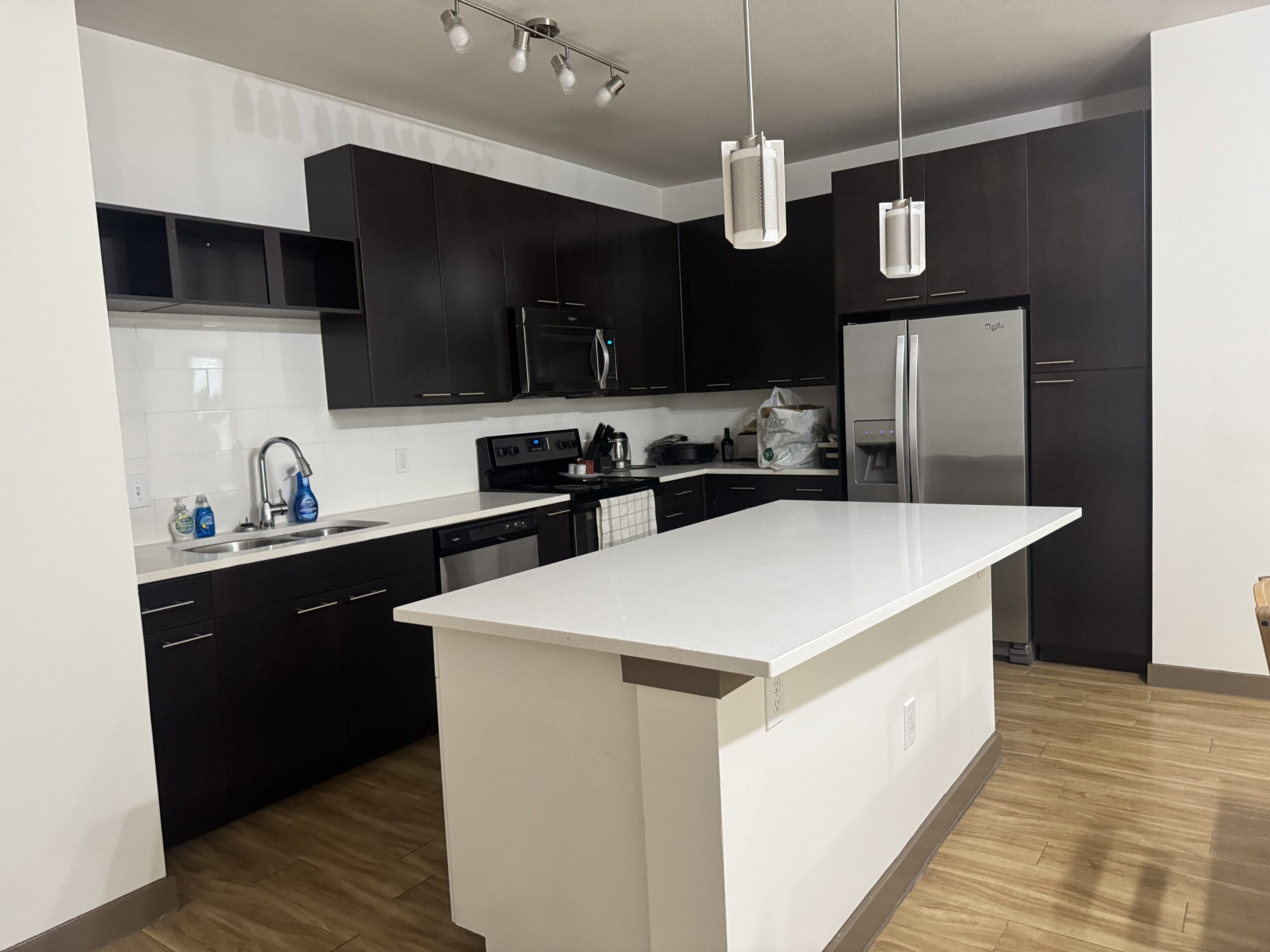 Professional house cleaning services in Plano TX by Sparkle Pro Cleaning scaled